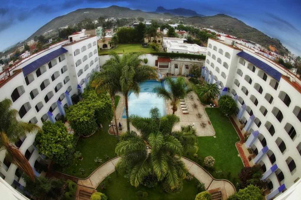 Hotel Gran Plaza & Convention Center Guanajuato Exteriör bild