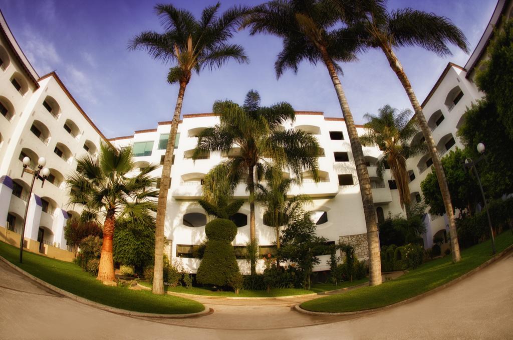 Hotel Gran Plaza & Convention Center Guanajuato Exteriör bild