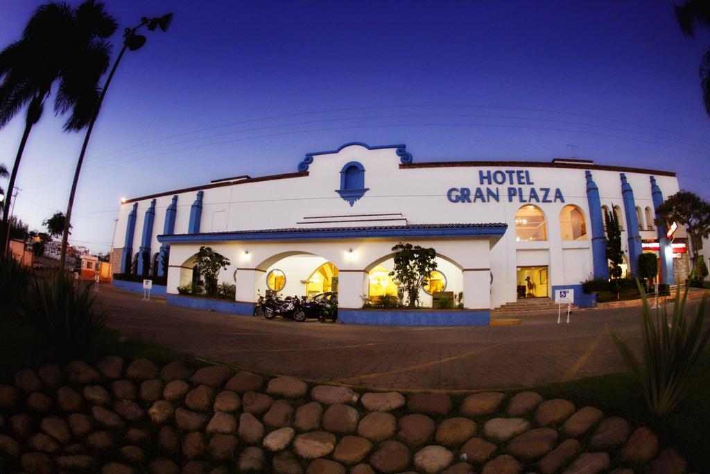Hotel Gran Plaza & Convention Center Guanajuato Exteriör bild